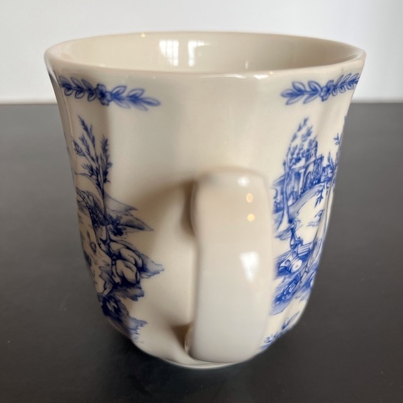 Vintage Churchill Toile Scalloped Blue and White China Mugs. - Picture 3 of 11